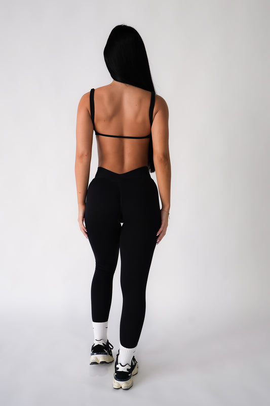 Core V Back Leggings | Black