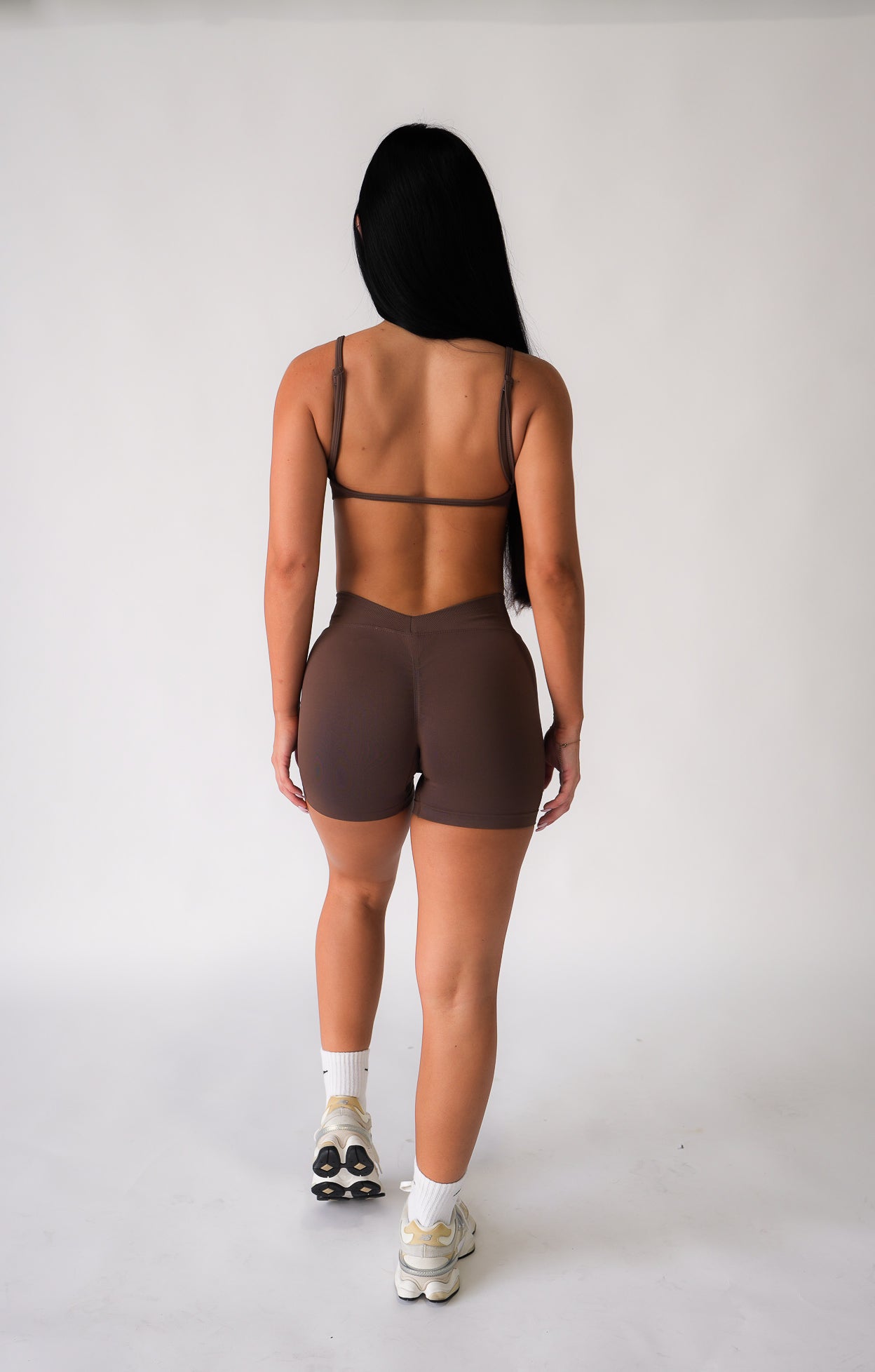 Core V Back Shorts | Brown